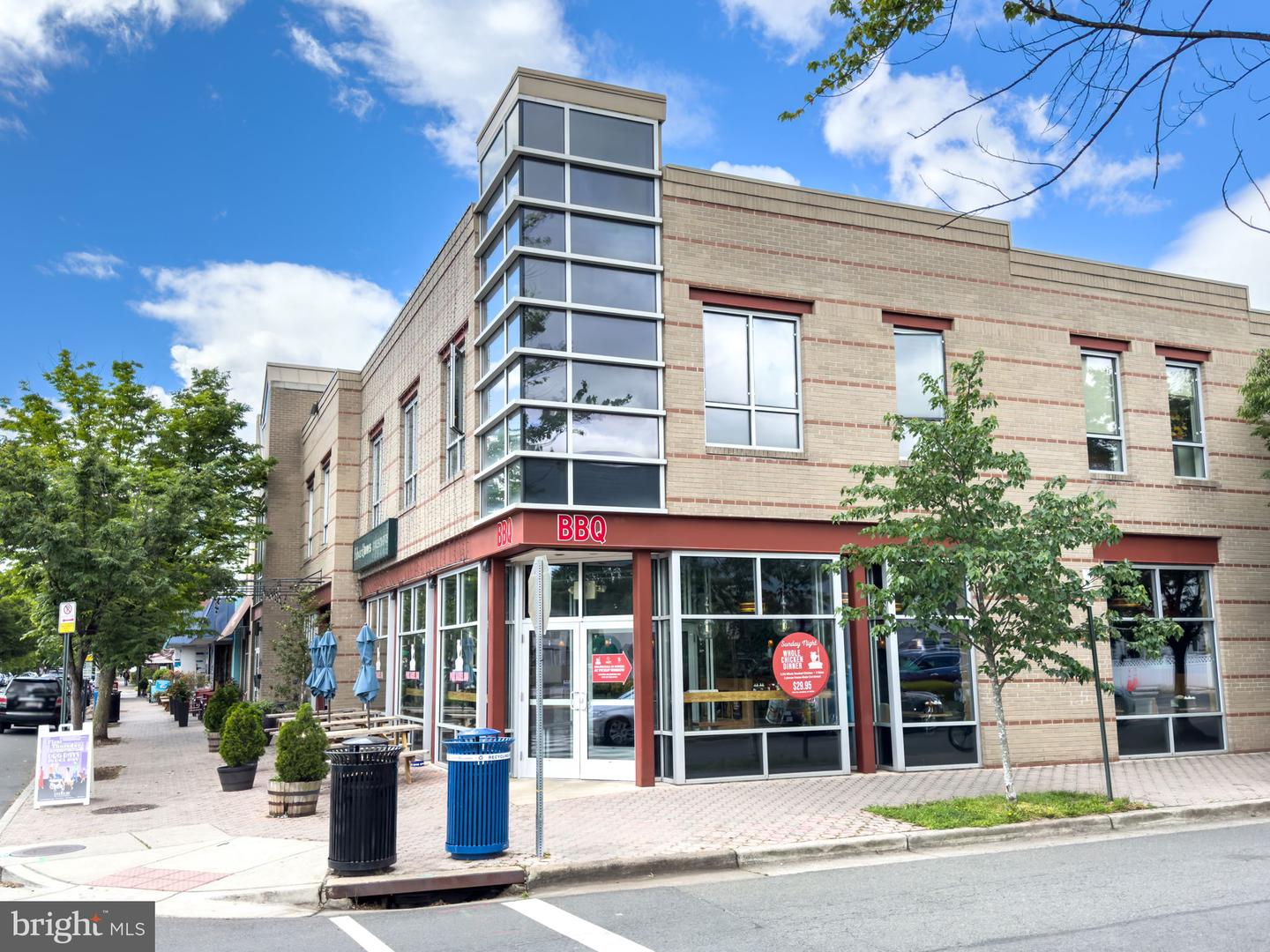 11 W DEL RAY AVE, ALEXANDRIA, Virginia 22301, 6 Bedrooms Bedrooms, ,5 BathroomsBathrooms,Residential,For sale,11 W DEL RAY AVE,VAAX2048146 MLS # VAAX2048146