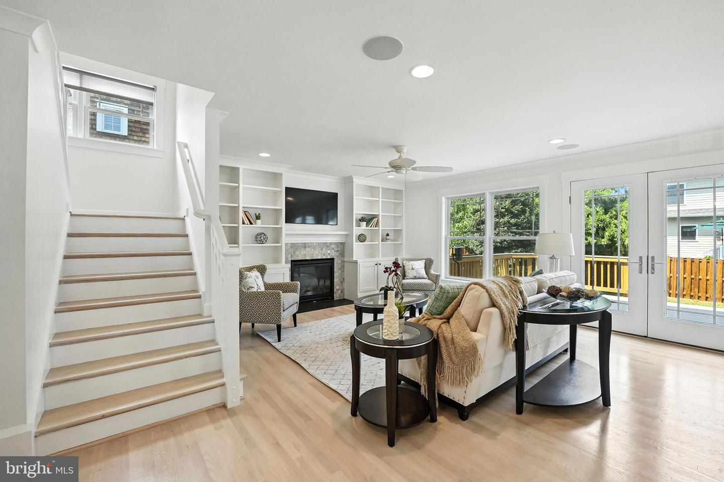 11 W DEL RAY AVE, ALEXANDRIA, Virginia 22301, 6 Bedrooms Bedrooms, ,5 BathroomsBathrooms,Residential,For sale,11 W DEL RAY AVE,VAAX2048146 MLS # VAAX2048146