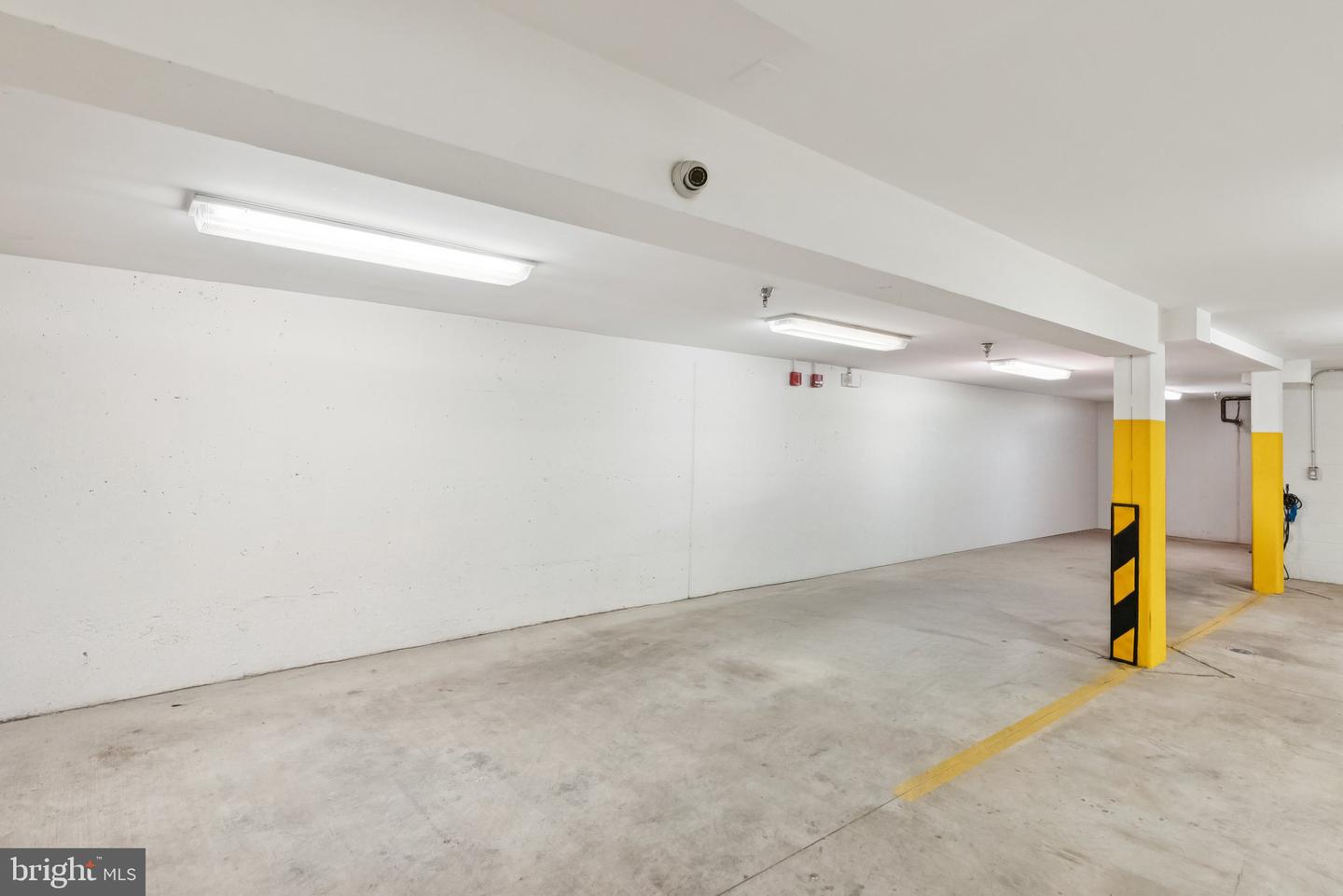 2120 WYOMING AVE NW #2, WASHINGTON, District Of Columbia 20008, 3 Bedrooms Bedrooms, ,2 BathroomsBathrooms,Residential,For sale,2120 WYOMING AVE NW #2,DCDC2213380 MLS # DCDC2213380