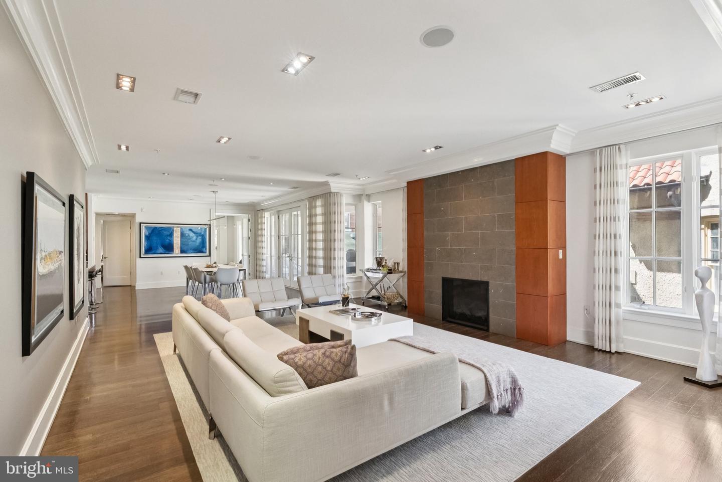 2120 WYOMING AVE NW #2, WASHINGTON, District Of Columbia 20008, 3 Bedrooms Bedrooms, ,2 BathroomsBathrooms,Residential,For sale,2120 WYOMING AVE NW #2,DCDC2213380 MLS # DCDC2213380