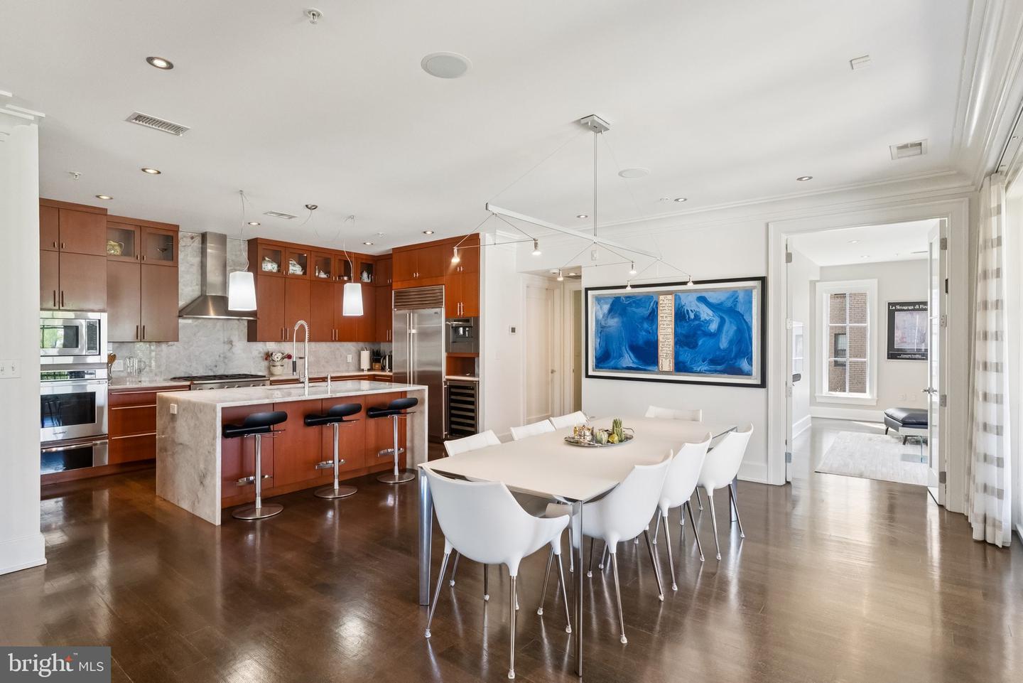 2120 WYOMING AVE NW #2, WASHINGTON, District Of Columbia 20008, 3 Bedrooms Bedrooms, ,2 BathroomsBathrooms,Residential,For sale,2120 WYOMING AVE NW #2,DCDC2213380 MLS # DCDC2213380