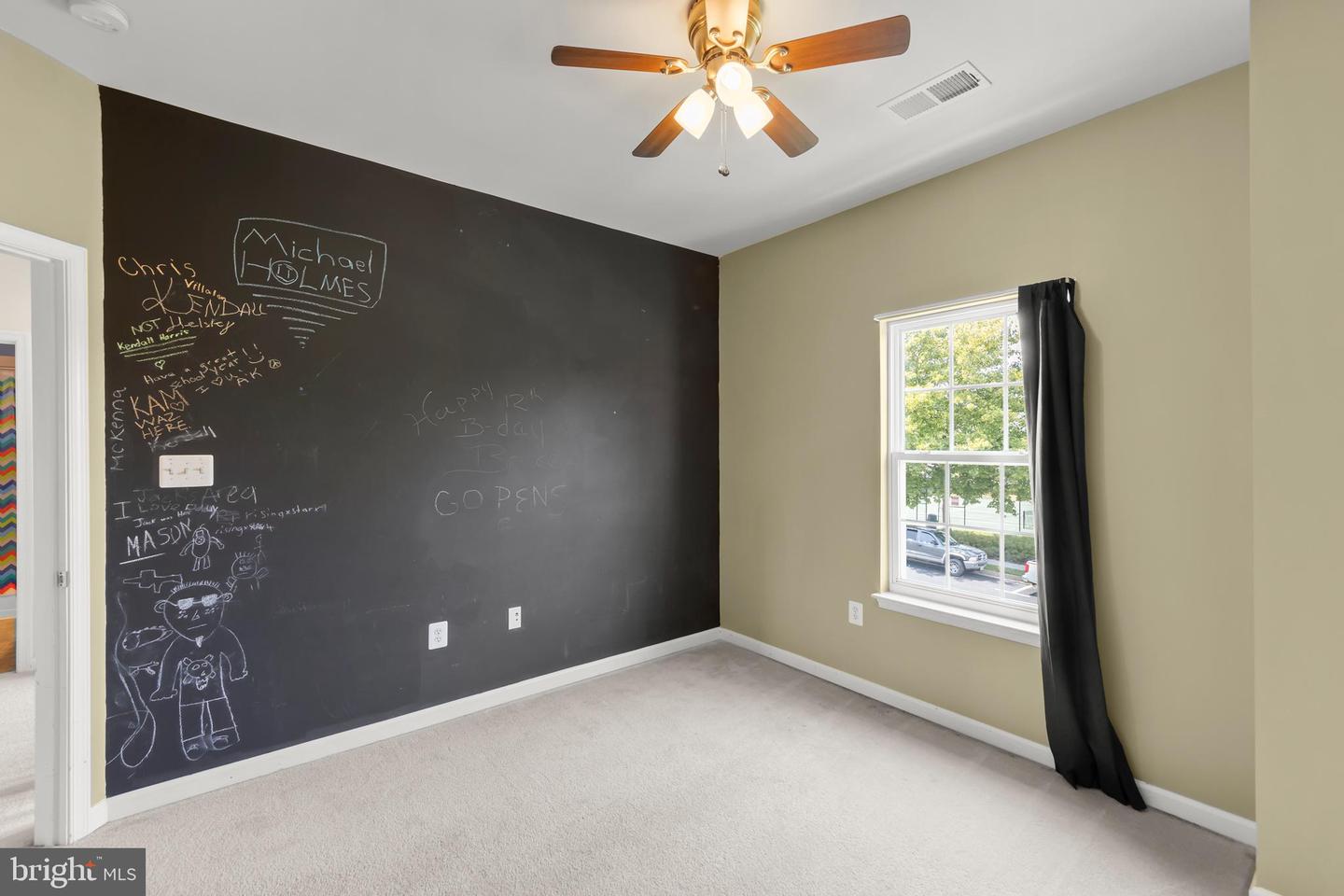 206 LONDON DOWNS CIR, STEPHENS CITY, Virginia 22655, 3 Bedrooms Bedrooms, ,2 BathroomsBathrooms,Residential,For sale,206 LONDON DOWNS CIR,VAFV2035858 MLS # VAFV2035858