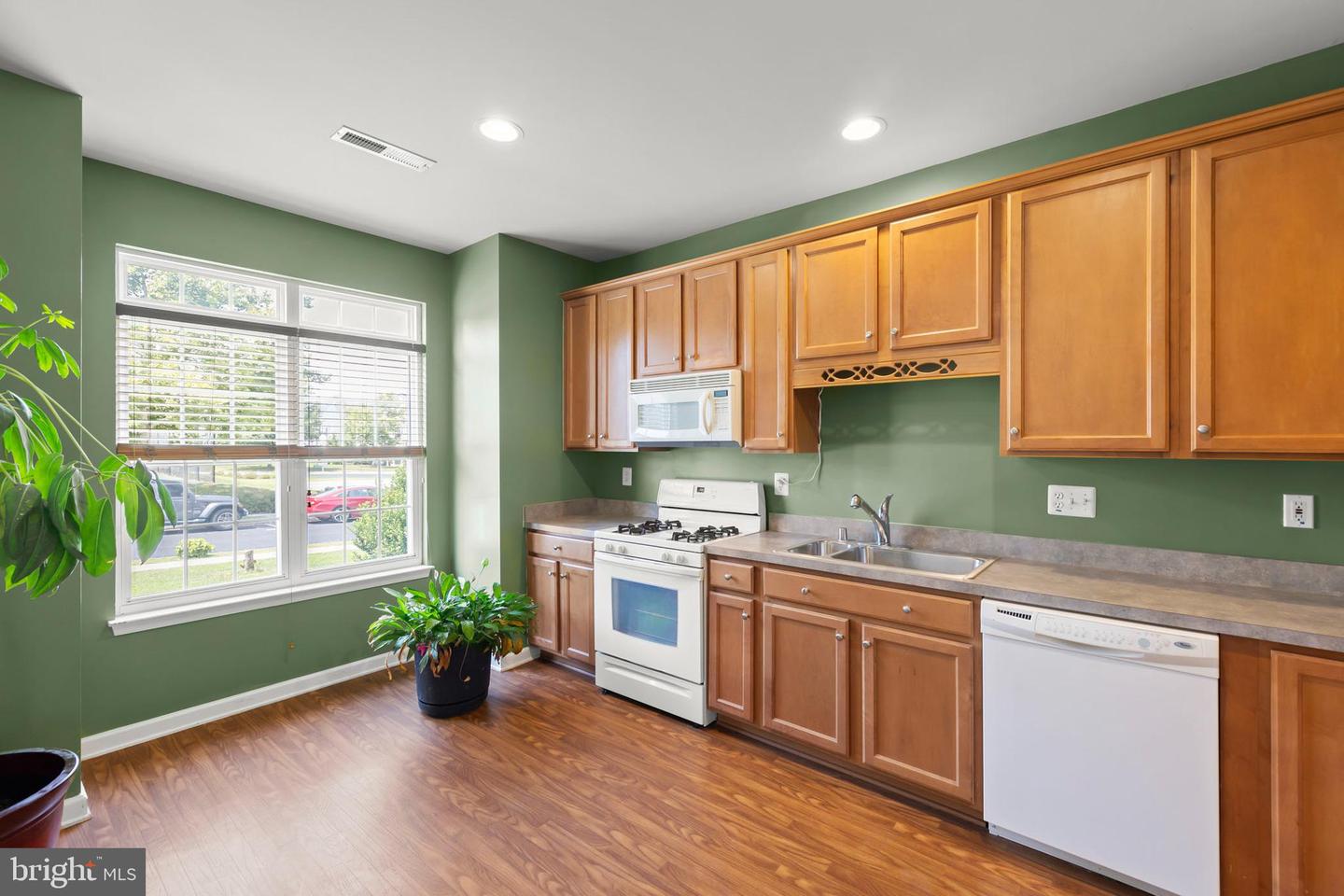 206 LONDON DOWNS CIR, STEPHENS CITY, Virginia 22655, 3 Bedrooms Bedrooms, ,2 BathroomsBathrooms,Residential,For sale,206 LONDON DOWNS CIR,VAFV2035858 MLS # VAFV2035858