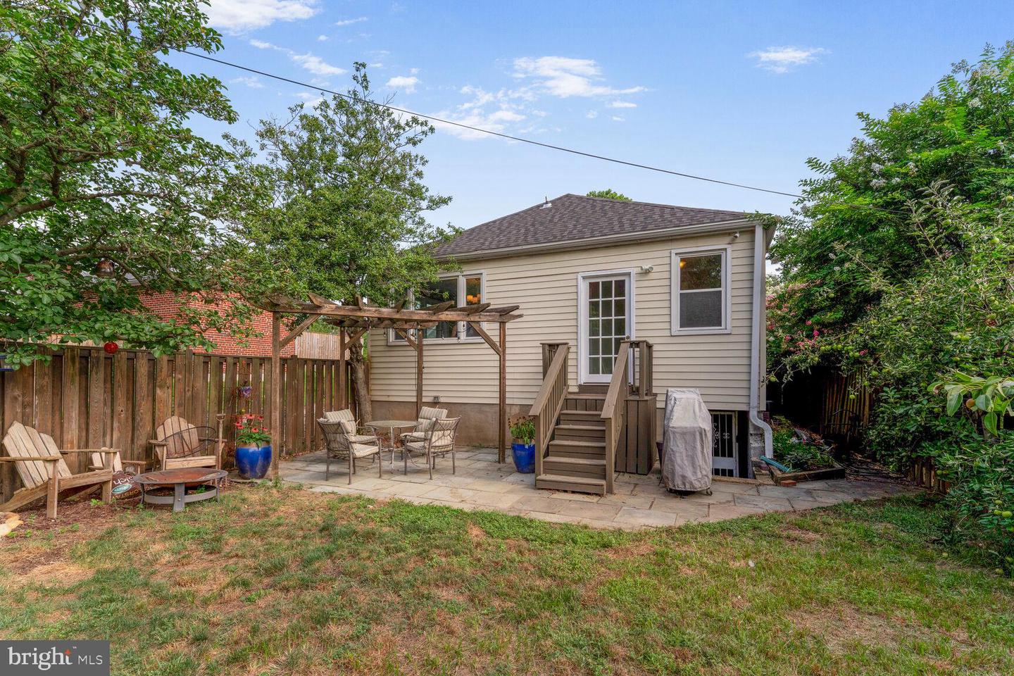 3207 W ST SE, WASHINGTON, District Of Columbia 20020, 4 Bedrooms Bedrooms, ,2 BathroomsBathrooms,Residential,For sale,3207 W ST SE,DCDC2213760 MLS # DCDC2213760