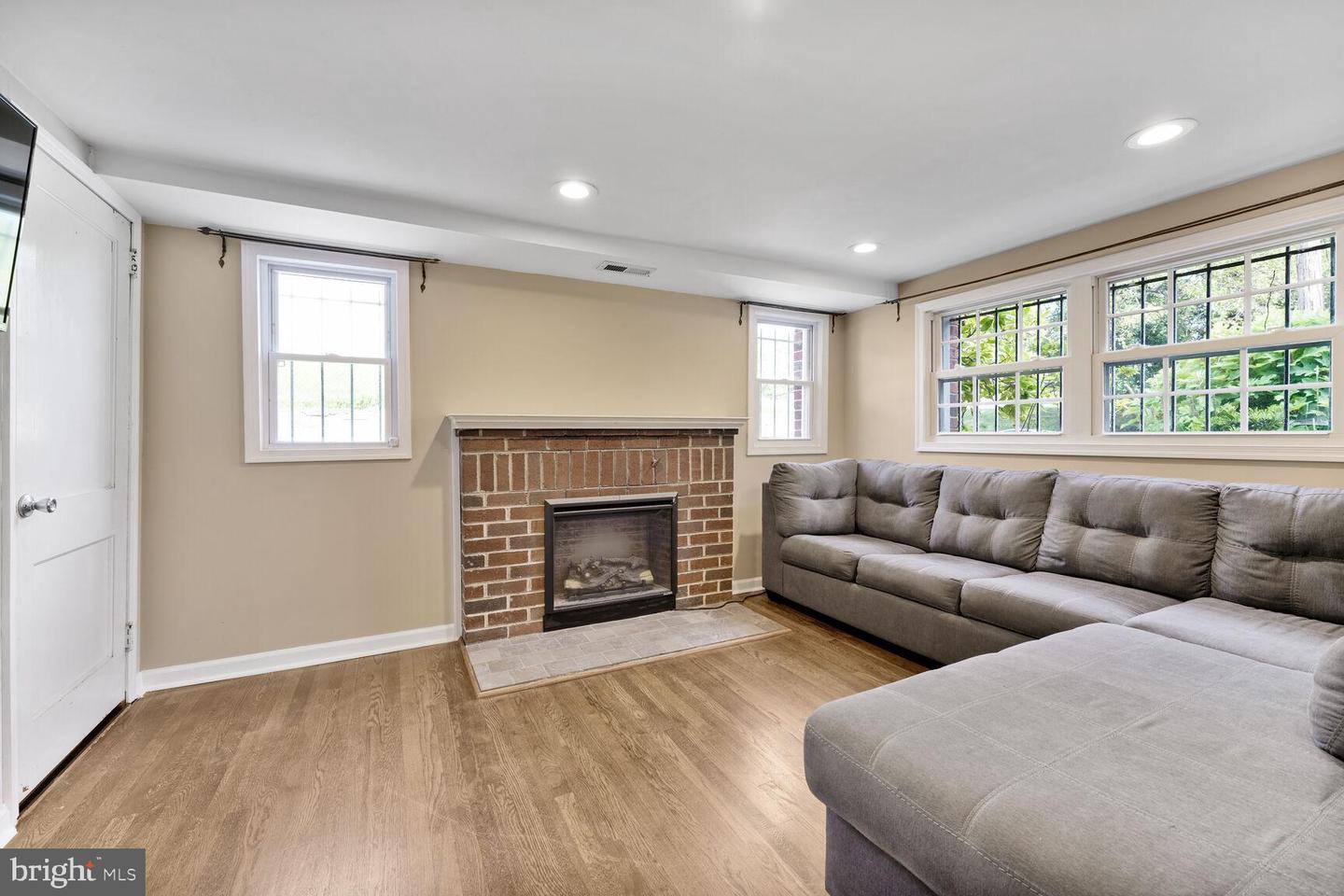 3207 W ST SE, WASHINGTON, District Of Columbia 20020, 4 Bedrooms Bedrooms, ,2 BathroomsBathrooms,Residential,For sale,3207 W ST SE,DCDC2213760 MLS # DCDC2213760