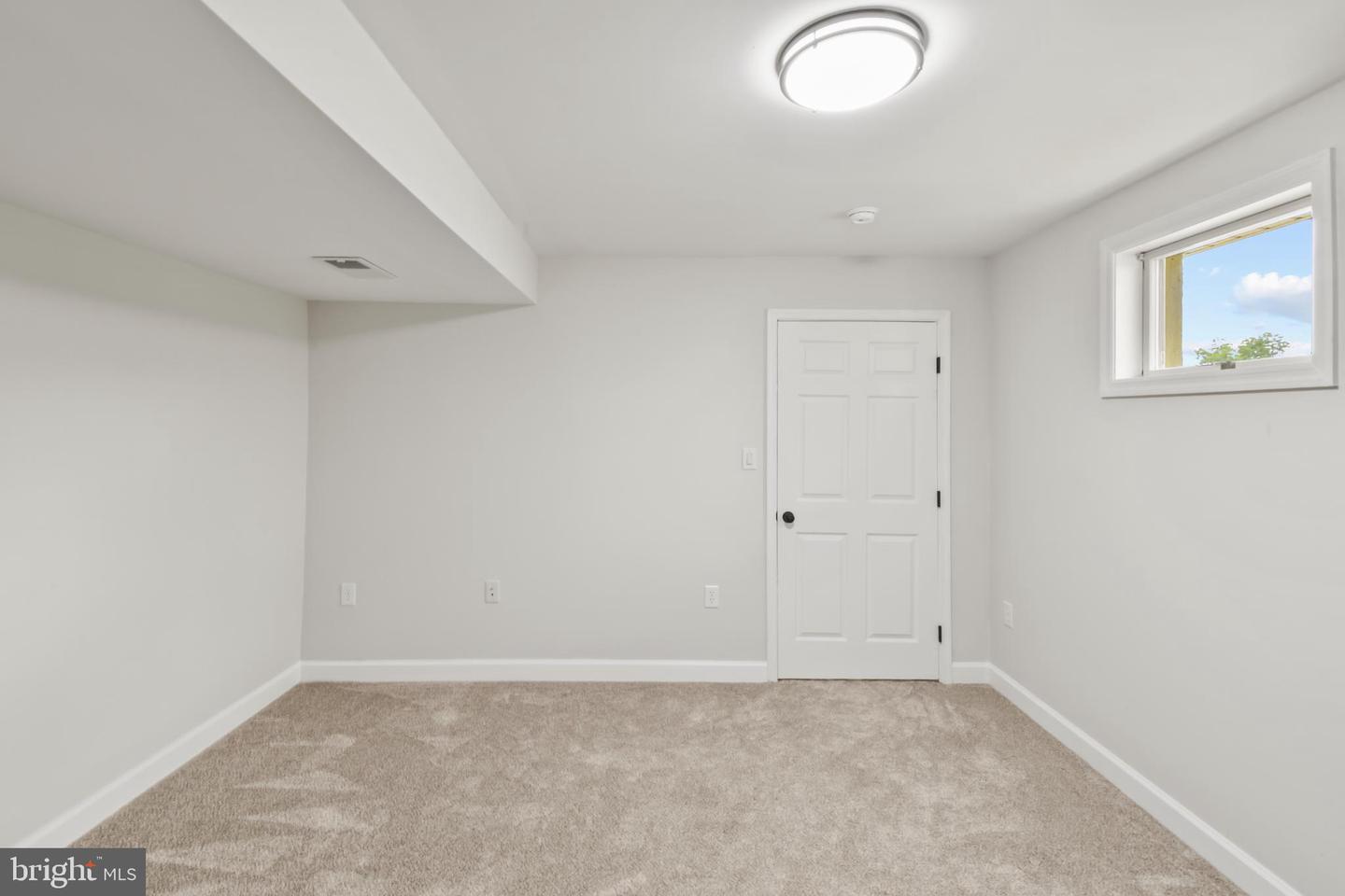 441 FAIR LN, WINCHESTER, Virginia 22603, 4 Bedrooms Bedrooms, 7 Rooms Rooms,2 BathroomsBathrooms,Residential,For sale,441 FAIR LN,VAFV2035898 MLS # VAFV2035898