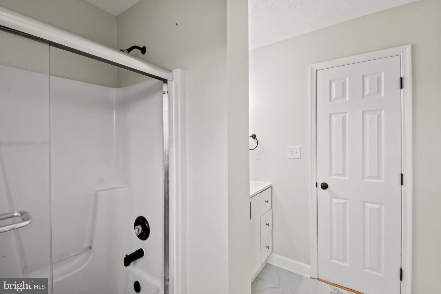 441 FAIR LN, WINCHESTER, Virginia 22603, 4 Bedrooms Bedrooms, 7 Rooms Rooms,2 BathroomsBathrooms,Residential,For sale,441 FAIR LN,VAFV2035898 MLS # VAFV2035898