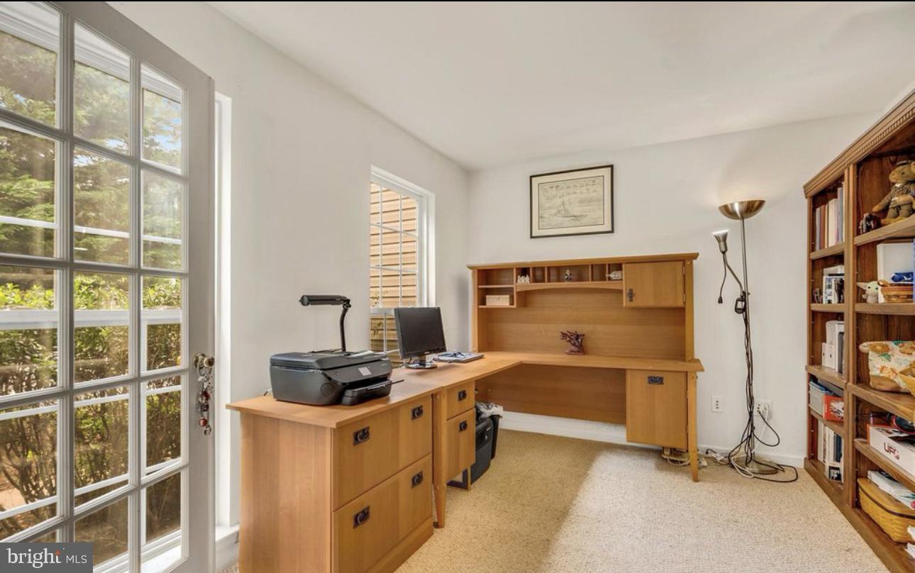 15489 MARSH OVERLOOK DR, WOODBRIDGE, Virginia 22191, 5 Bedrooms Bedrooms, ,2 BathroomsBathrooms,Residential,For sale,15489 MARSH OVERLOOK DR,VAPW2100832 MLS # VAPW2100832
