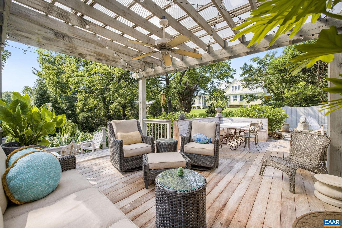 960 LOCUST AVE, CHARLOTTESVILLE, Virginia 22901, 2 Bedrooms Bedrooms, ,2 BathroomsBathrooms,Residential,For sale,960 LOCUST AVE,667503 MLS # 667503
