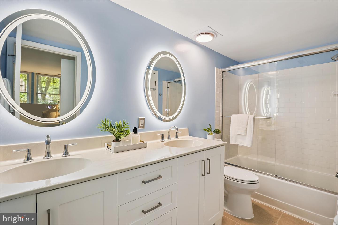 4537 28TH RD S #A, ARLINGTON, Virginia 22206, 2 Bedrooms Bedrooms, ,1 BathroomBathrooms,Residential,For sale,4537 28TH RD S #A,VAAR2061944 MLS # VAAR2061944
