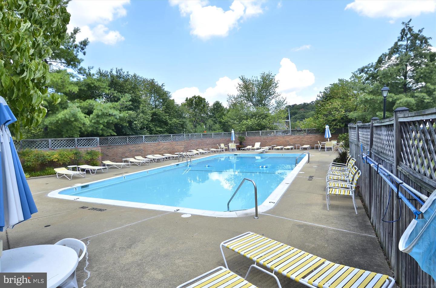 4537 28TH RD S #A, ARLINGTON, Virginia 22206, 2 Bedrooms Bedrooms, ,1 BathroomBathrooms,Residential,For sale,4537 28TH RD S #A,VAAR2061944 MLS # VAAR2061944
