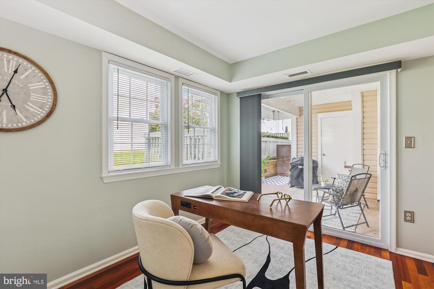 4537 28TH RD S #A, ARLINGTON, Virginia 22206, 2 Bedrooms Bedrooms, ,1 BathroomBathrooms,Residential,For sale,4537 28TH RD S #A,VAAR2061944 MLS # VAAR2061944