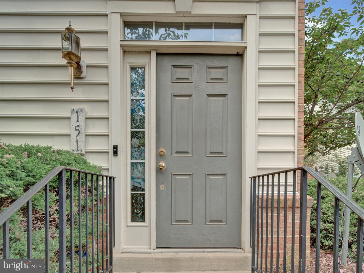151 DANBURY ST SW, WASHINGTON, District Of Columbia 20032, 2 Bedrooms Bedrooms, ,2 BathroomsBathrooms,Residential,For sale,151 DANBURY ST SW,DCDC2213958 MLS # DCDC2213958