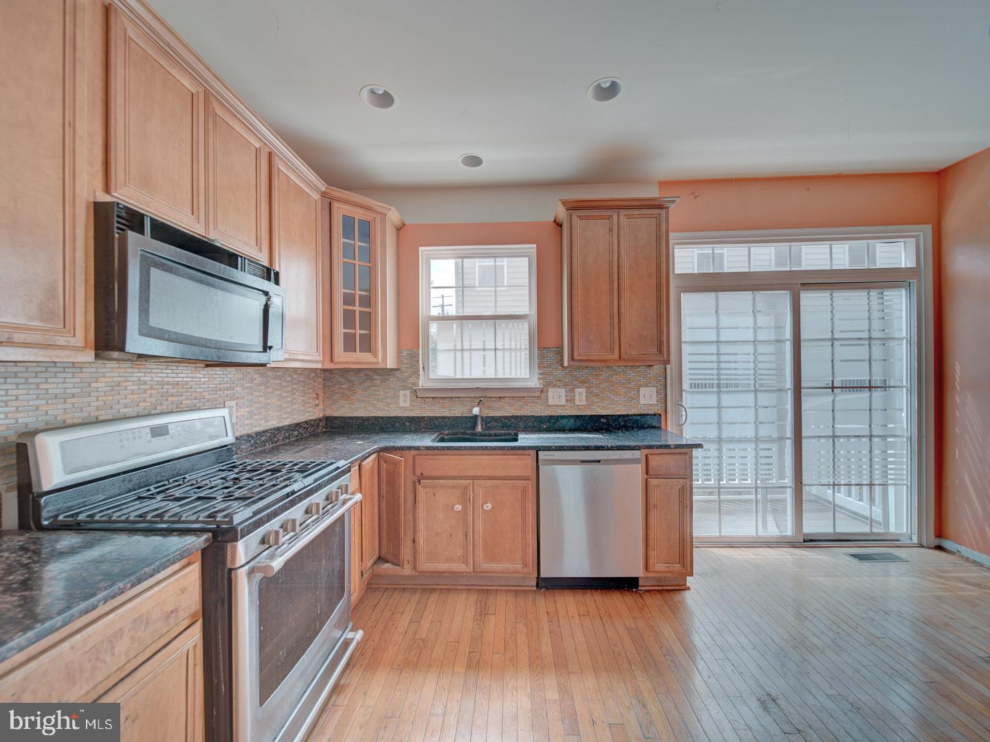 151 DANBURY ST SW, WASHINGTON, District Of Columbia 20032, 2 Bedrooms Bedrooms, ,2 BathroomsBathrooms,Residential,For sale,151 DANBURY ST SW,DCDC2213958 MLS # DCDC2213958