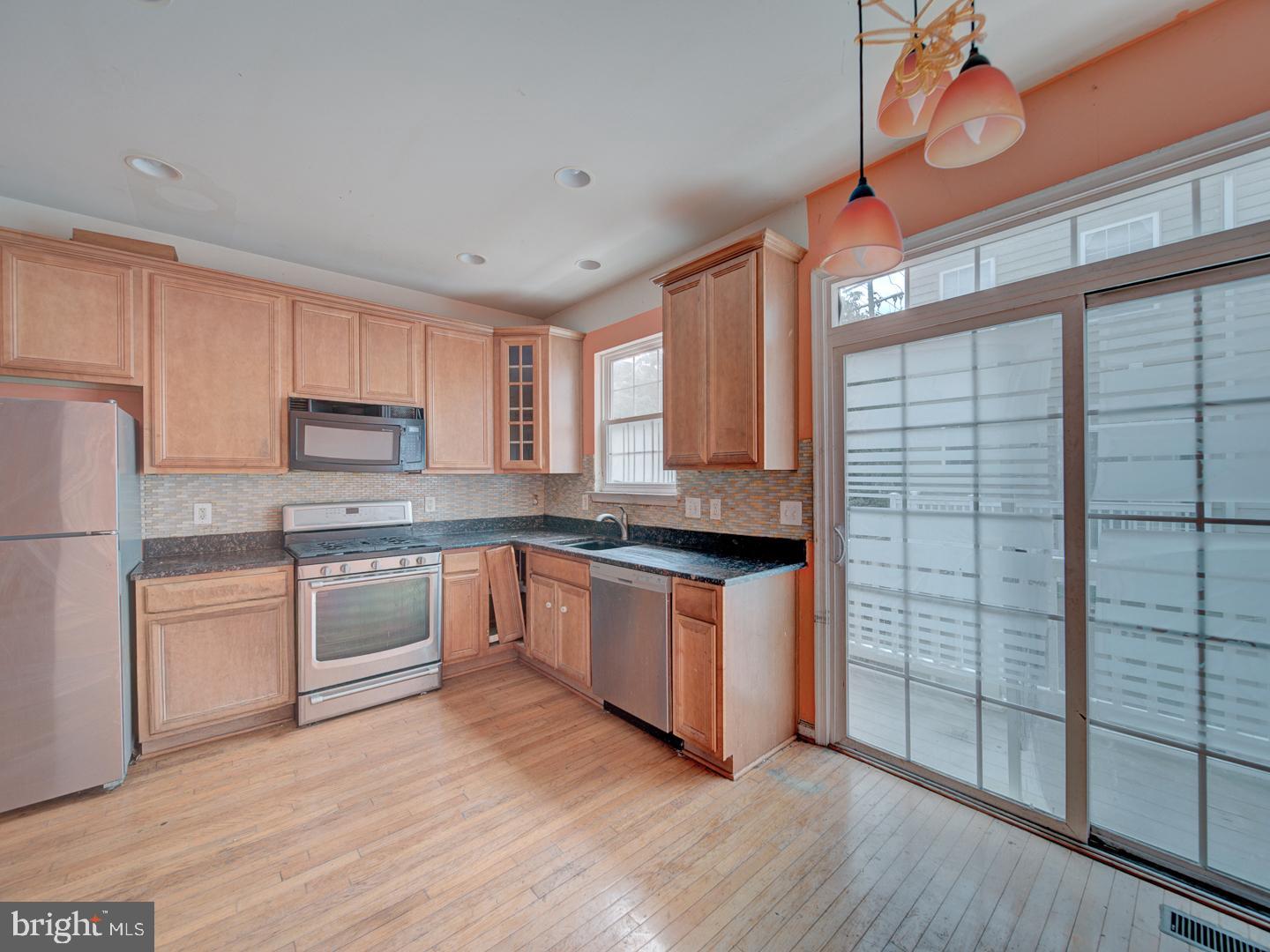 151 DANBURY ST SW, WASHINGTON, District Of Columbia 20032, 2 Bedrooms Bedrooms, ,2 BathroomsBathrooms,Residential,For sale,151 DANBURY ST SW,DCDC2213958 MLS # DCDC2213958