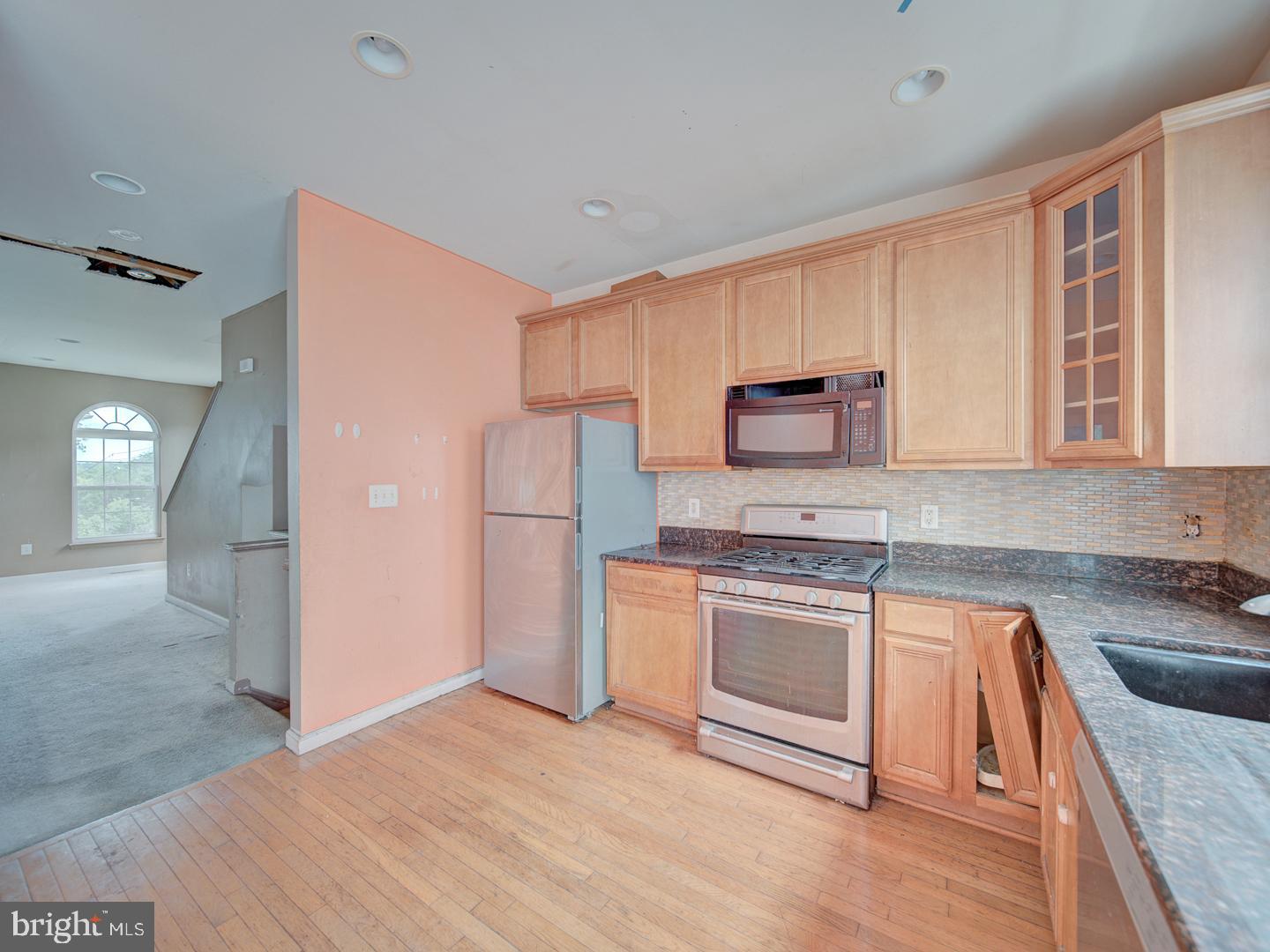 151 DANBURY ST SW, WASHINGTON, District Of Columbia 20032, 2 Bedrooms Bedrooms, ,2 BathroomsBathrooms,Residential,For sale,151 DANBURY ST SW,DCDC2213958 MLS # DCDC2213958