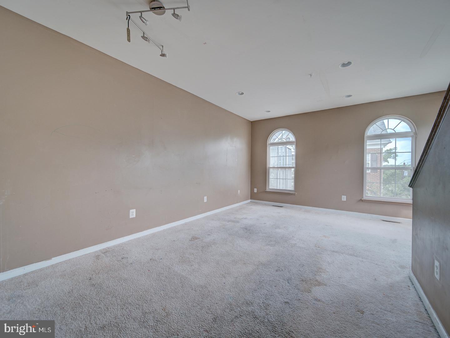 151 DANBURY ST SW, WASHINGTON, District Of Columbia 20032, 2 Bedrooms Bedrooms, ,2 BathroomsBathrooms,Residential,For sale,151 DANBURY ST SW,DCDC2213958 MLS # DCDC2213958