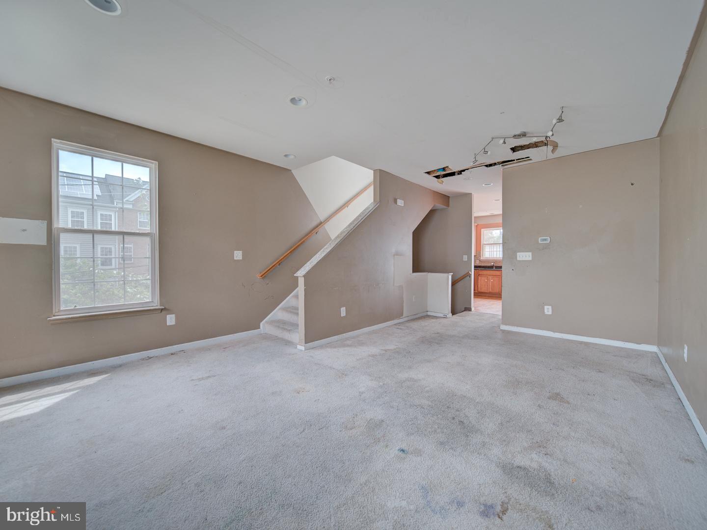 151 DANBURY ST SW, WASHINGTON, District Of Columbia 20032, 2 Bedrooms Bedrooms, ,2 BathroomsBathrooms,Residential,For sale,151 DANBURY ST SW,DCDC2213958 MLS # DCDC2213958