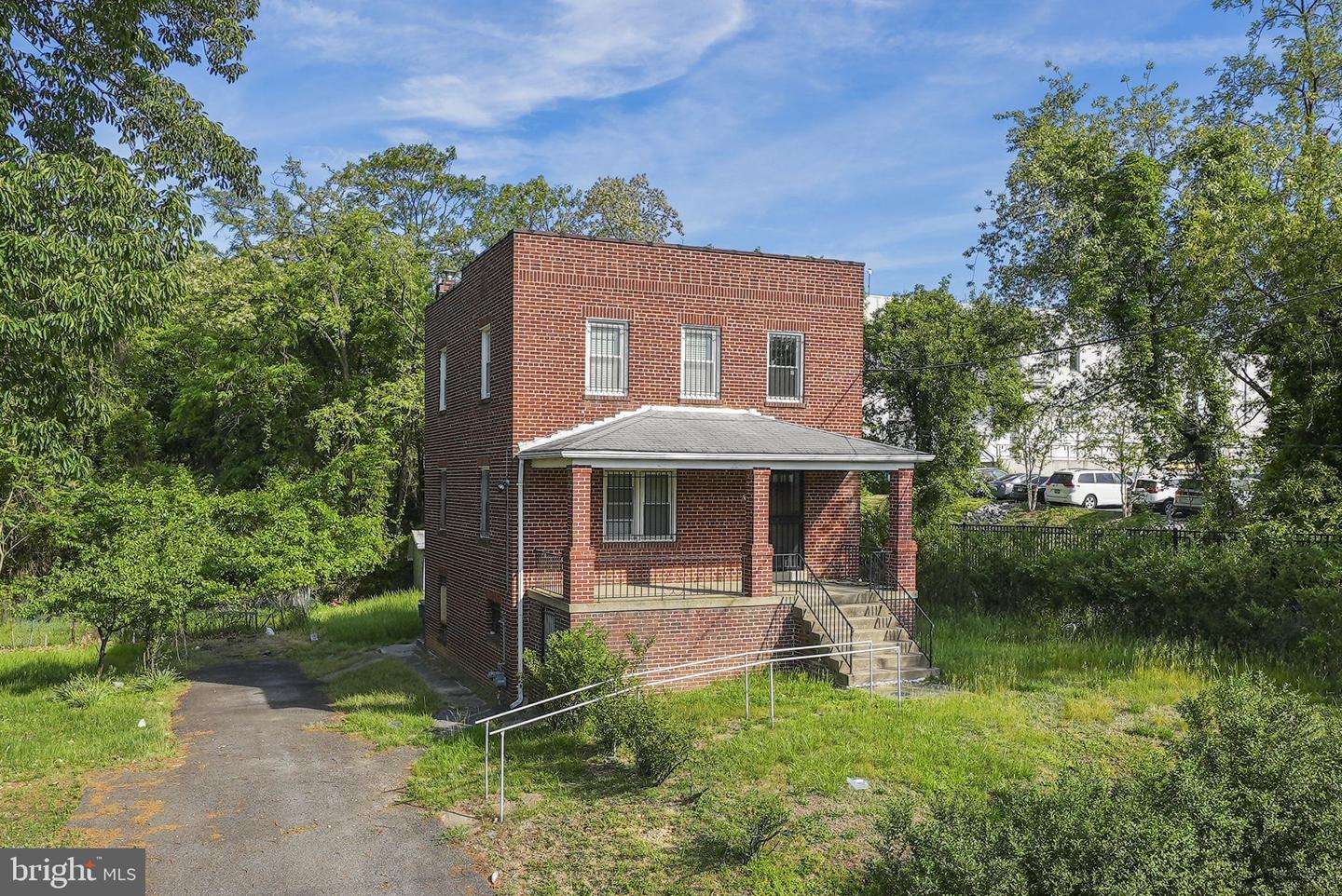 2921 LANGSTON PL SE, WASHINGTON, District Of Columbia 20020, 3 Bedrooms Bedrooms, ,1 BathroomBathrooms,Residential,For sale,2921 LANGSTON PL SE,DCDC2213972 MLS # DCDC2213972