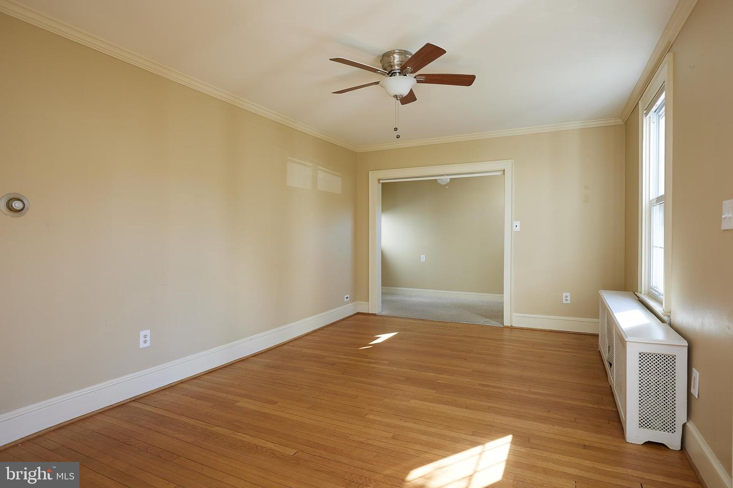 2913 24TH ST N, ARLINGTON, Virginia 22207, 2 Bedrooms Bedrooms, ,1 BathroomBathrooms,Residential,For sale,2913 24TH ST N,VAAR2061974 MLS # VAAR2061974