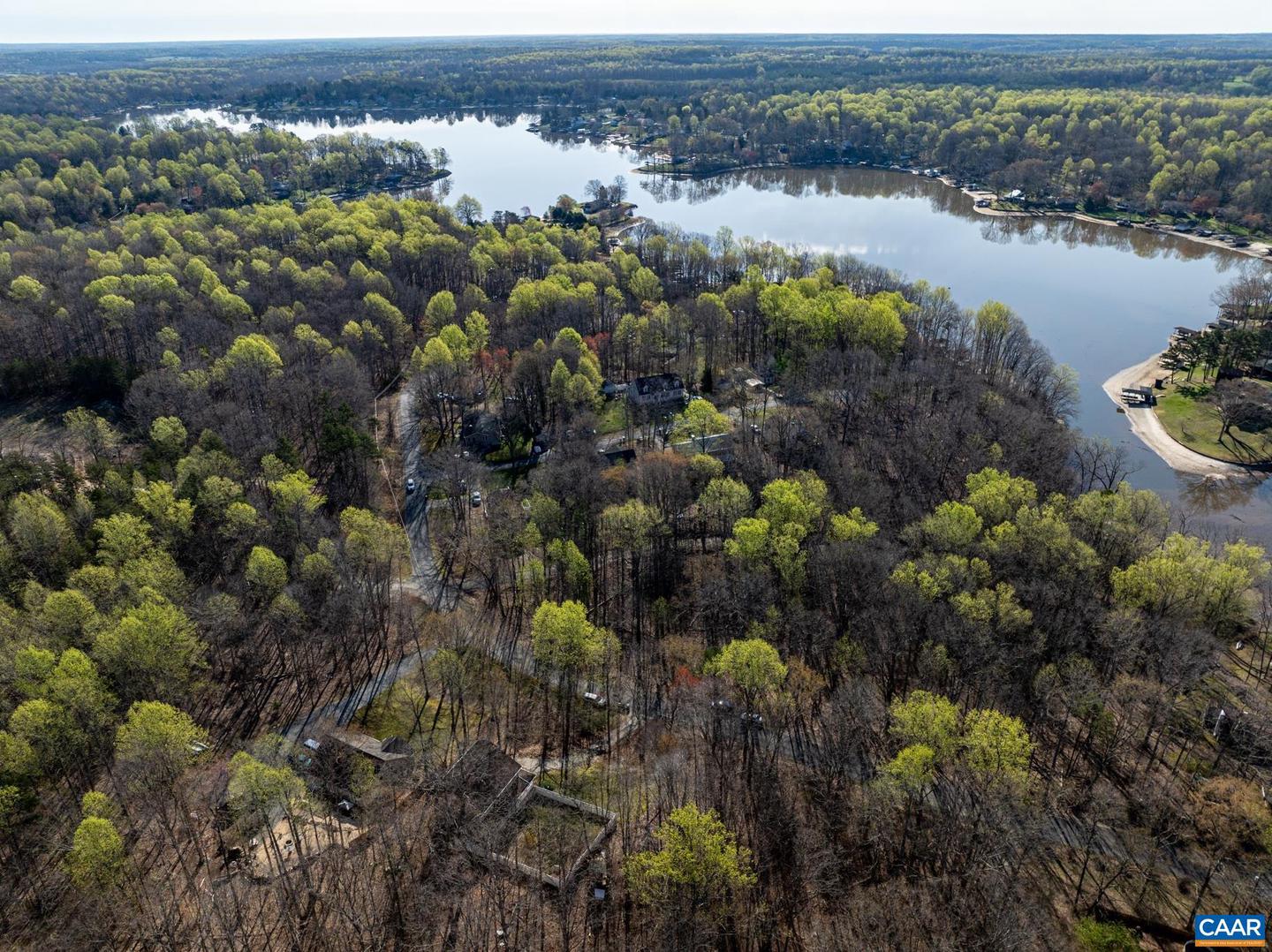 2102 N LAKESHORE DR, LOUISA, Virginia 23093, 4 Bedrooms Bedrooms, ,3 BathroomsBathrooms,Residential,For sale,2102 N LAKESHORE DR,667536 MLS # 667536