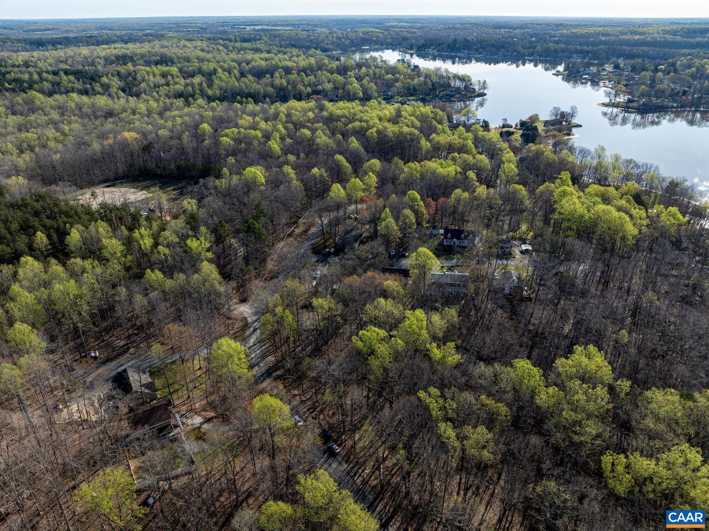 2102 N LAKESHORE DR, LOUISA, Virginia 23093, 4 Bedrooms Bedrooms, ,3 BathroomsBathrooms,Residential,For sale,2102 N LAKESHORE DR,667536 MLS # 667536