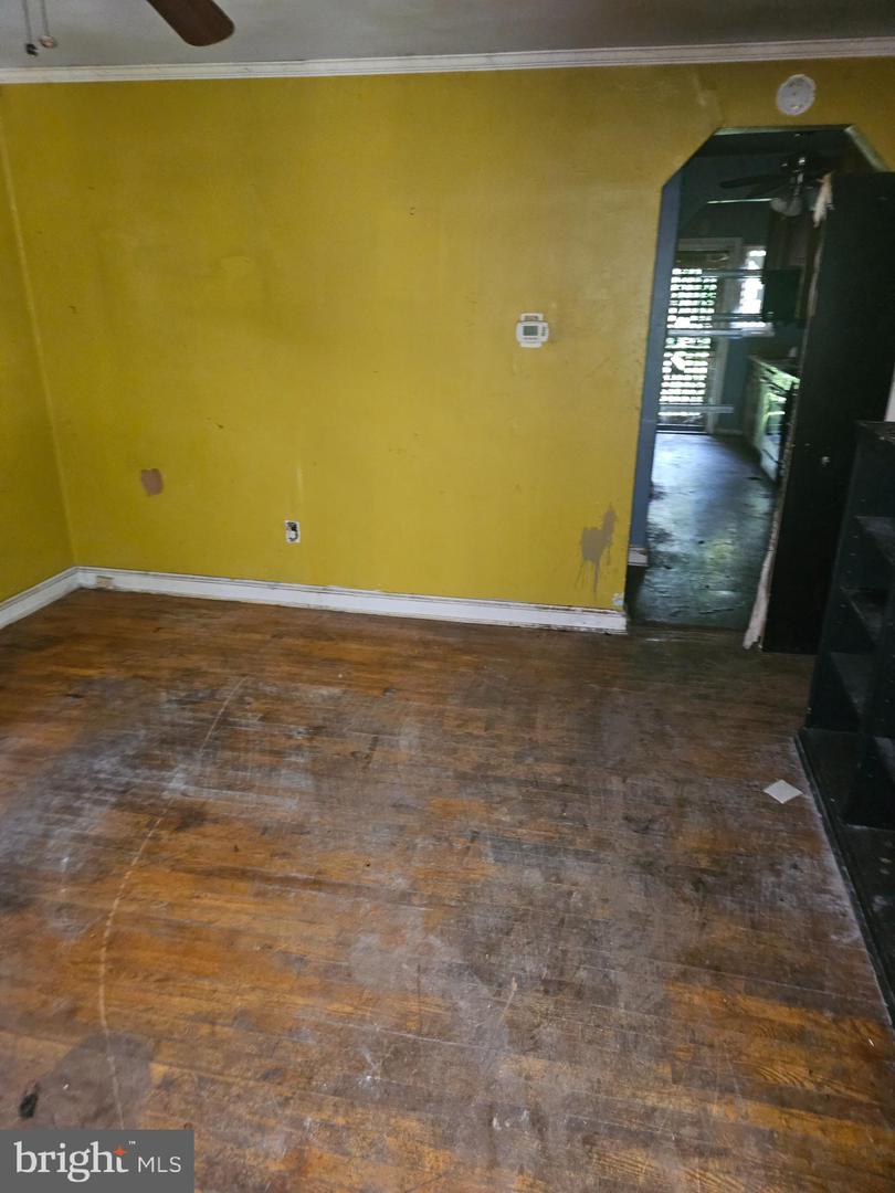 413 VALLEY AVE SE, WASHINGTON, District Of Columbia 20032, 3 Bedrooms Bedrooms, ,2 BathroomsBathrooms,Residential,For sale,413 VALLEY AVE SE,DCDC2214026 MLS # DCDC2214026