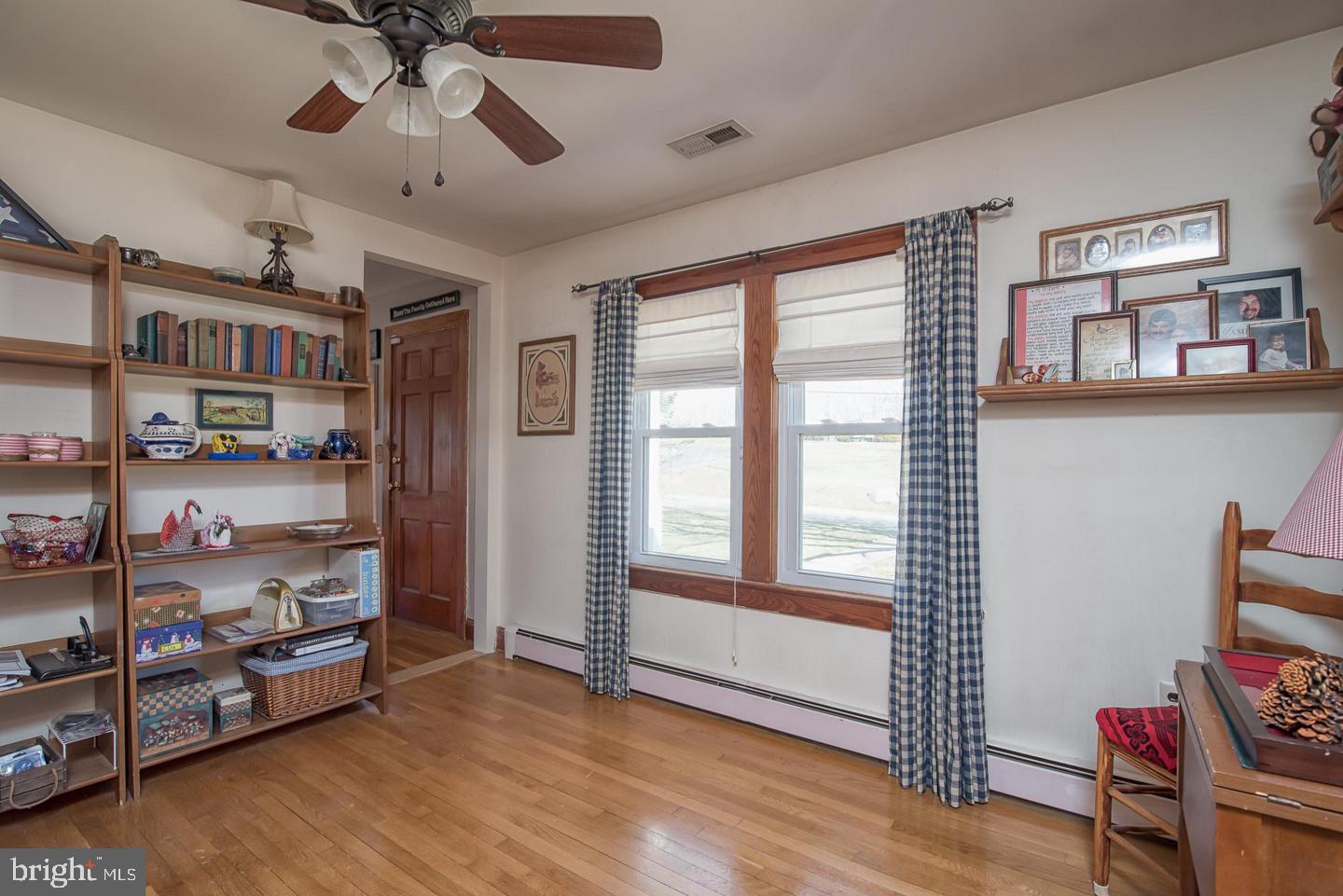 1503 GARRISONVILLE RD, STAFFORD, Virginia 22556, 3 Bedrooms Bedrooms, 6 Rooms Rooms,2 BathroomsBathrooms,Residential,For sale,1503 GARRISONVILLE RD,VAST2041614 MLS # VAST2041614