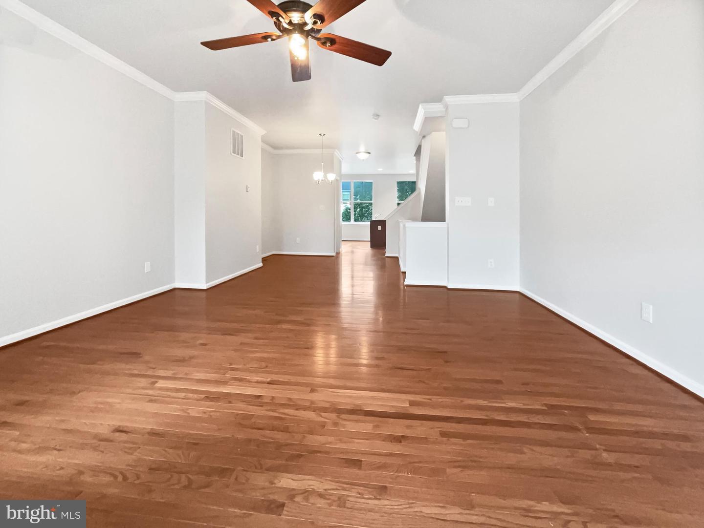 2905 CHINKAPIN OAK LN, WOODBRIDGE, Virginia 22191, 2 Bedrooms Bedrooms, ,2 BathroomsBathrooms,Residential,For sale,2905 CHINKAPIN OAK LN,VAPW2100936 MLS # VAPW2100936