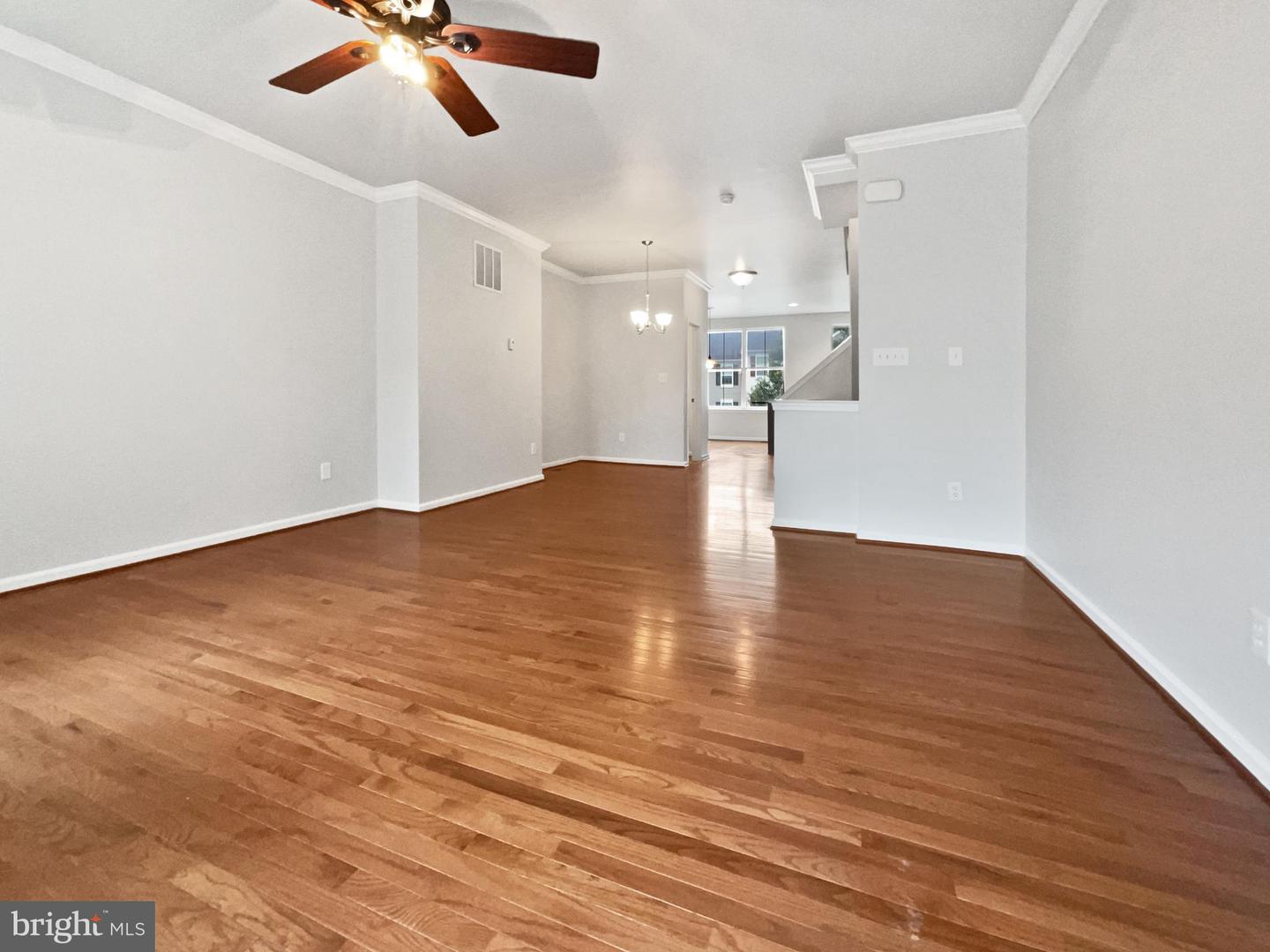 2905 CHINKAPIN OAK LN, WOODBRIDGE, Virginia 22191, 2 Bedrooms Bedrooms, ,2 BathroomsBathrooms,Residential,For sale,2905 CHINKAPIN OAK LN,VAPW2100936 MLS # VAPW2100936
