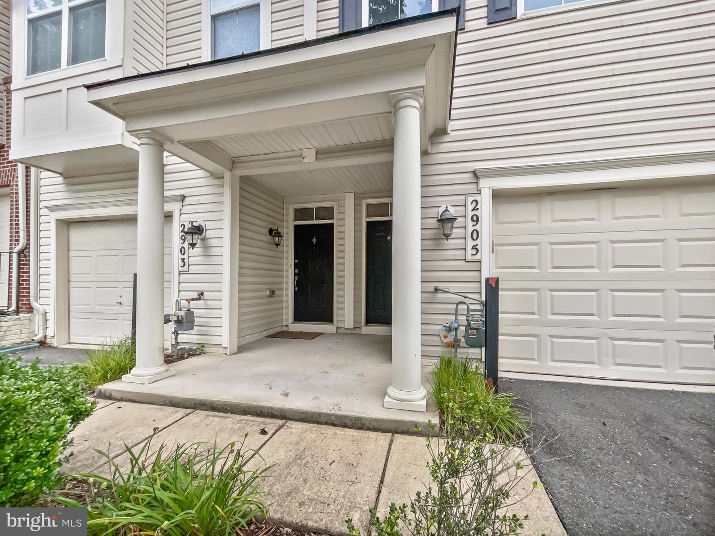 2905 CHINKAPIN OAK LN, WOODBRIDGE, Virginia 22191, 2 Bedrooms Bedrooms, ,2 BathroomsBathrooms,Residential,For sale,2905 CHINKAPIN OAK LN,VAPW2100936 MLS # VAPW2100936