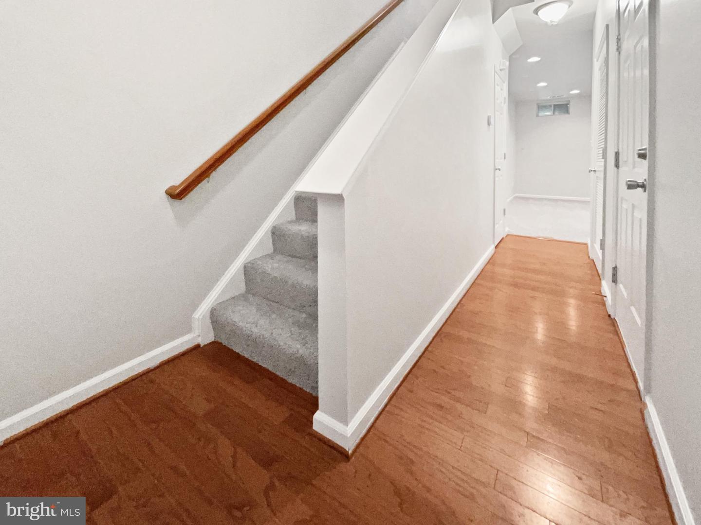 2905 CHINKAPIN OAK LN, WOODBRIDGE, Virginia 22191, 2 Bedrooms Bedrooms, ,2 BathroomsBathrooms,Residential,For sale,2905 CHINKAPIN OAK LN,VAPW2100936 MLS # VAPW2100936