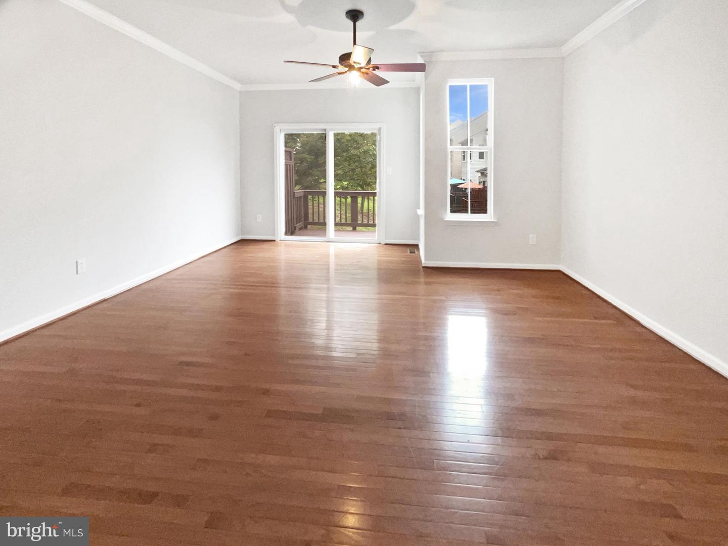 2905 CHINKAPIN OAK LN, WOODBRIDGE, Virginia 22191, 2 Bedrooms Bedrooms, ,2 BathroomsBathrooms,Residential,For sale,2905 CHINKAPIN OAK LN,VAPW2100936 MLS # VAPW2100936
