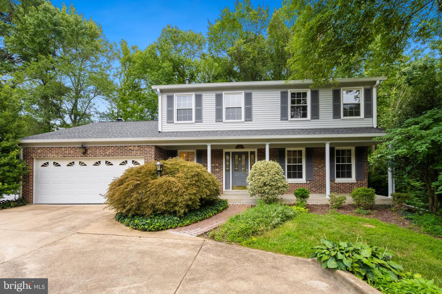 9509 LEATHERSMITH CT, BURKE, Virginia 22015, 4 Bedrooms Bedrooms, 14 Rooms Rooms,2 BathroomsBathrooms,Residential,For sale,9509 LEATHERSMITH CT,VAFX2259854 MLS # VAFX2259854