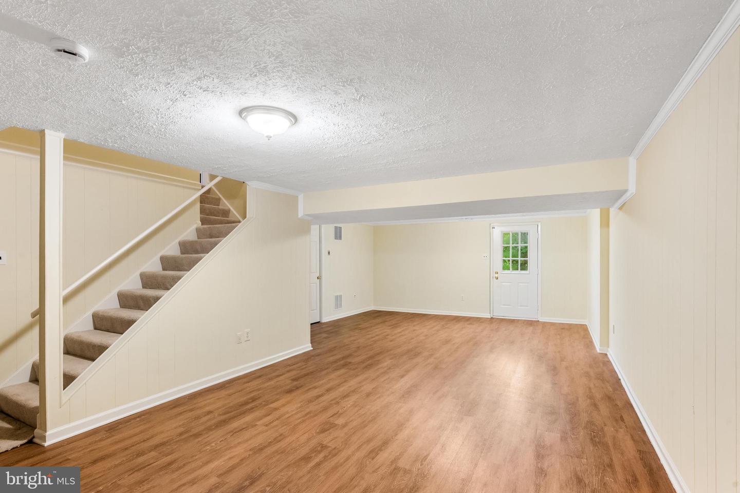 9509 LEATHERSMITH CT, BURKE, Virginia 22015, 4 Bedrooms Bedrooms, 14 Rooms Rooms,2 BathroomsBathrooms,Residential,For sale,9509 LEATHERSMITH CT,VAFX2259854 MLS # VAFX2259854