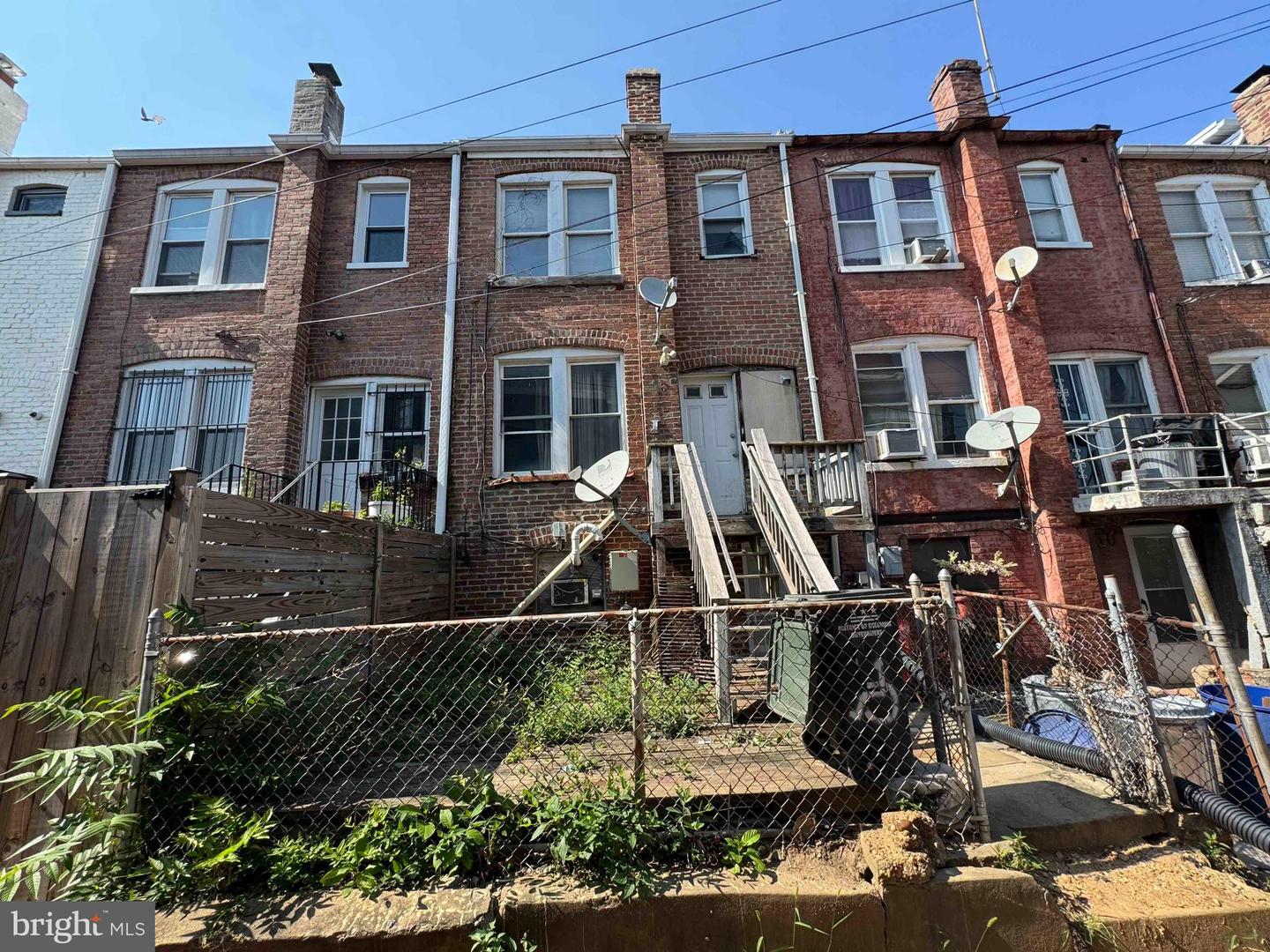 446 IRVING ST NW, WASHINGTON, District Of Columbia 20010, 3 Bedrooms Bedrooms, ,1 BathroomBathrooms,Residential,For sale,446 IRVING ST NW,DCDC2214062 MLS # DCDC2214062