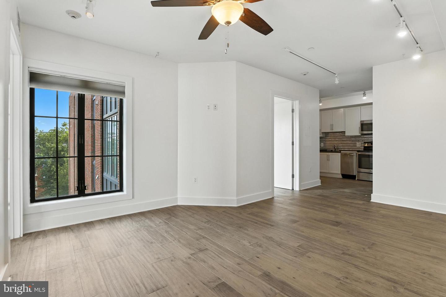 3205 GEORGIA AVE NW #407, WASHINGTON, District Of Columbia 20010, 2 Bedrooms Bedrooms, ,1 BathroomBathrooms,Residential,For sale,3205 GEORGIA AVE NW #407,DCDC2214108 MLS # DCDC2214108