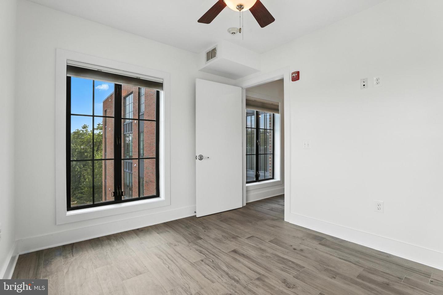 3205 GEORGIA AVE NW #407, WASHINGTON, District Of Columbia 20010, 2 Bedrooms Bedrooms, ,1 BathroomBathrooms,Residential,For sale,3205 GEORGIA AVE NW #407,DCDC2214108 MLS # DCDC2214108