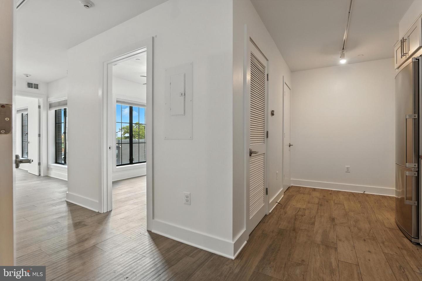 3205 GEORGIA AVE NW #407, WASHINGTON, District Of Columbia 20010, 2 Bedrooms Bedrooms, ,1 BathroomBathrooms,Residential,For sale,3205 GEORGIA AVE NW #407,DCDC2214108 MLS # DCDC2214108