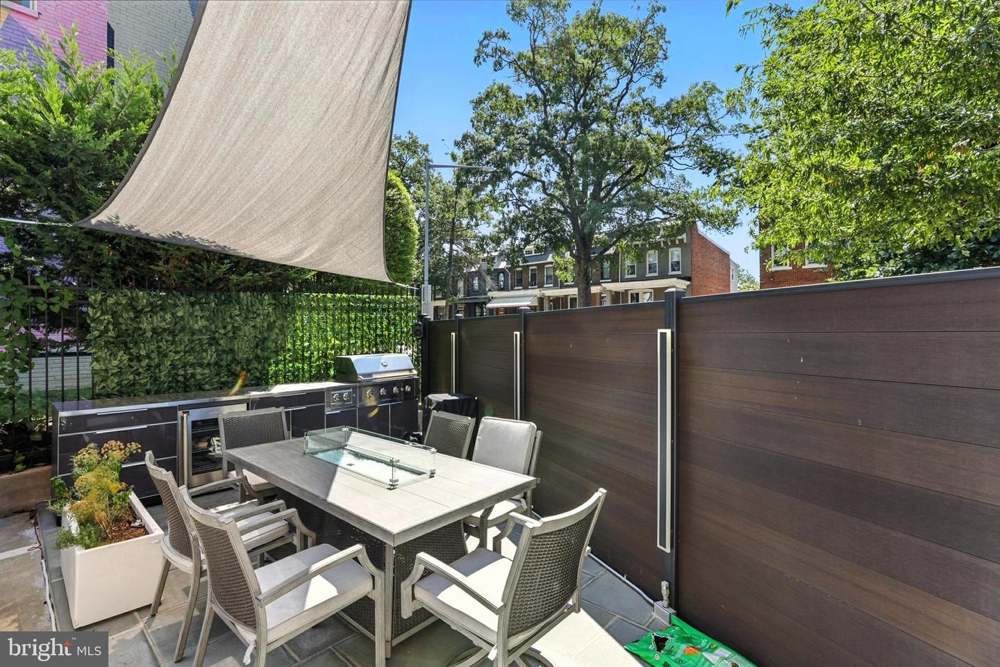 3205 GEORGIA AVE NW #407, WASHINGTON, District Of Columbia 20010, 2 Bedrooms Bedrooms, ,1 BathroomBathrooms,Residential,For sale,3205 GEORGIA AVE NW #407,DCDC2214108 MLS # DCDC2214108