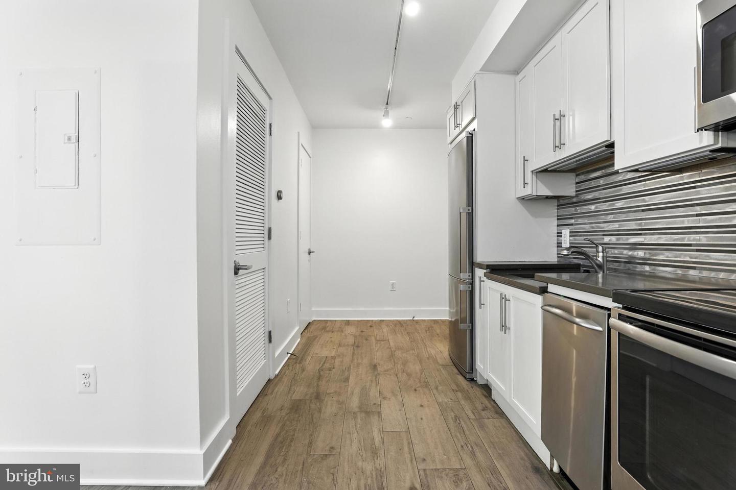 3205 GEORGIA AVE NW #407, WASHINGTON, District Of Columbia 20010, 2 Bedrooms Bedrooms, ,1 BathroomBathrooms,Residential,For sale,3205 GEORGIA AVE NW #407,DCDC2214108 MLS # DCDC2214108