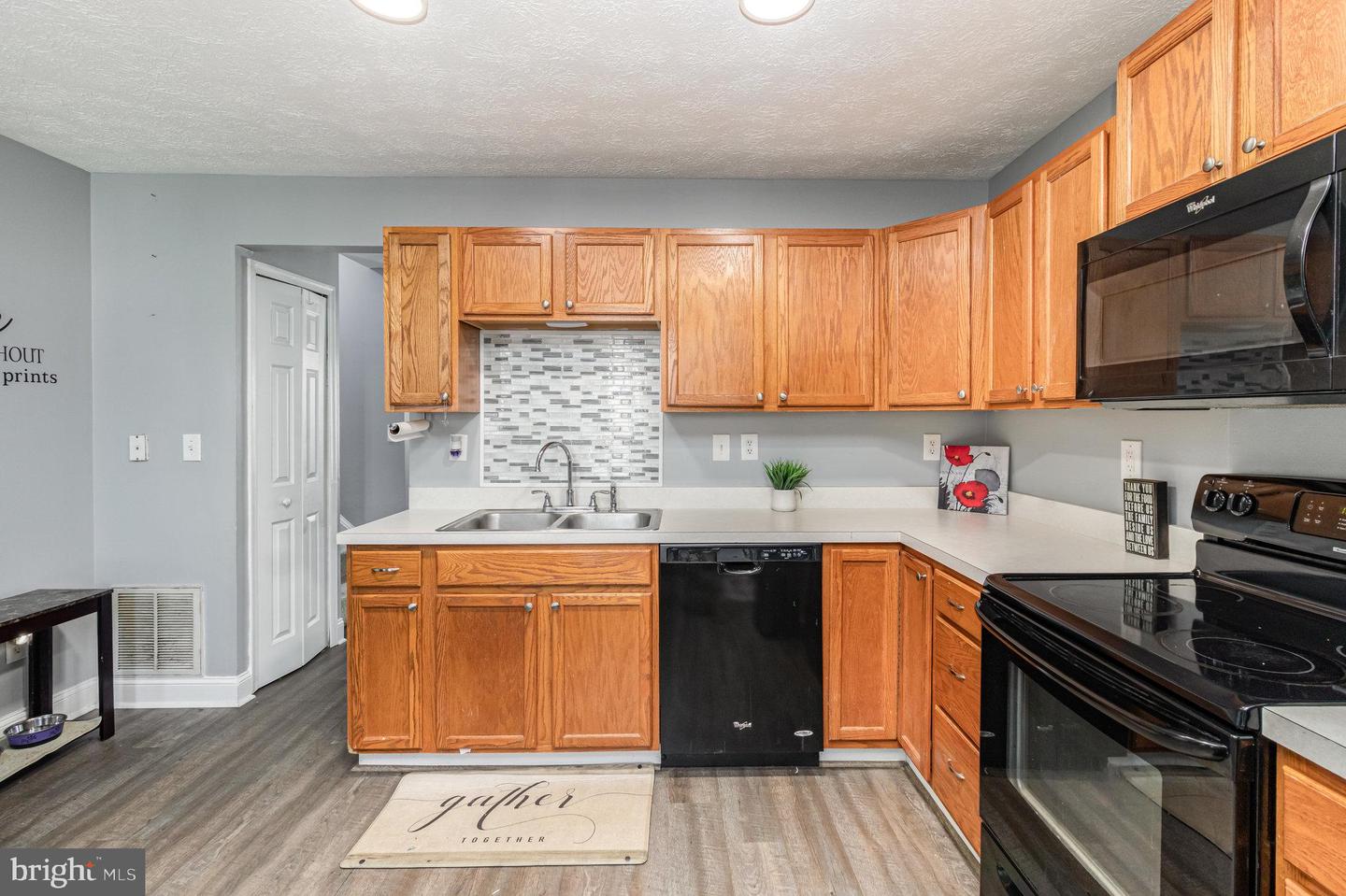 10602 BOXMEER CT, FREDERICKSBURG, Virginia 22408, 3 Bedrooms Bedrooms, ,2 BathroomsBathrooms,Residential,For sale,10602 BOXMEER CT,VASP2031592 MLS # VASP2031592