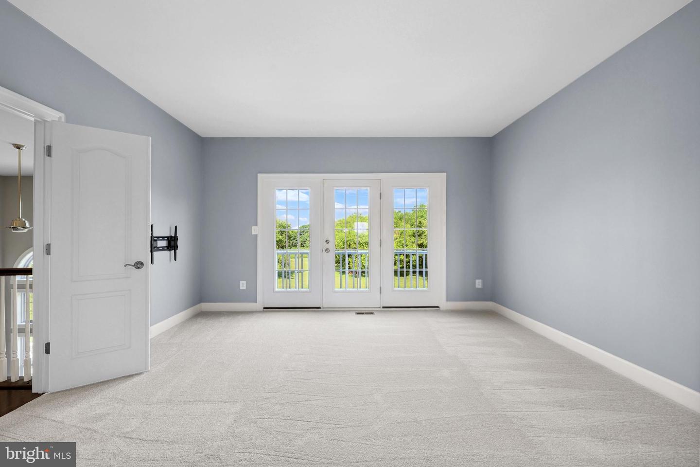 14619 FALCONAIRE PL, LEESBURG, Virginia 20176, 5 Bedrooms Bedrooms, ,4 BathroomsBathrooms,Residential,For sale,14619 FALCONAIRE PL,VALO2100610 MLS # VALO2100610