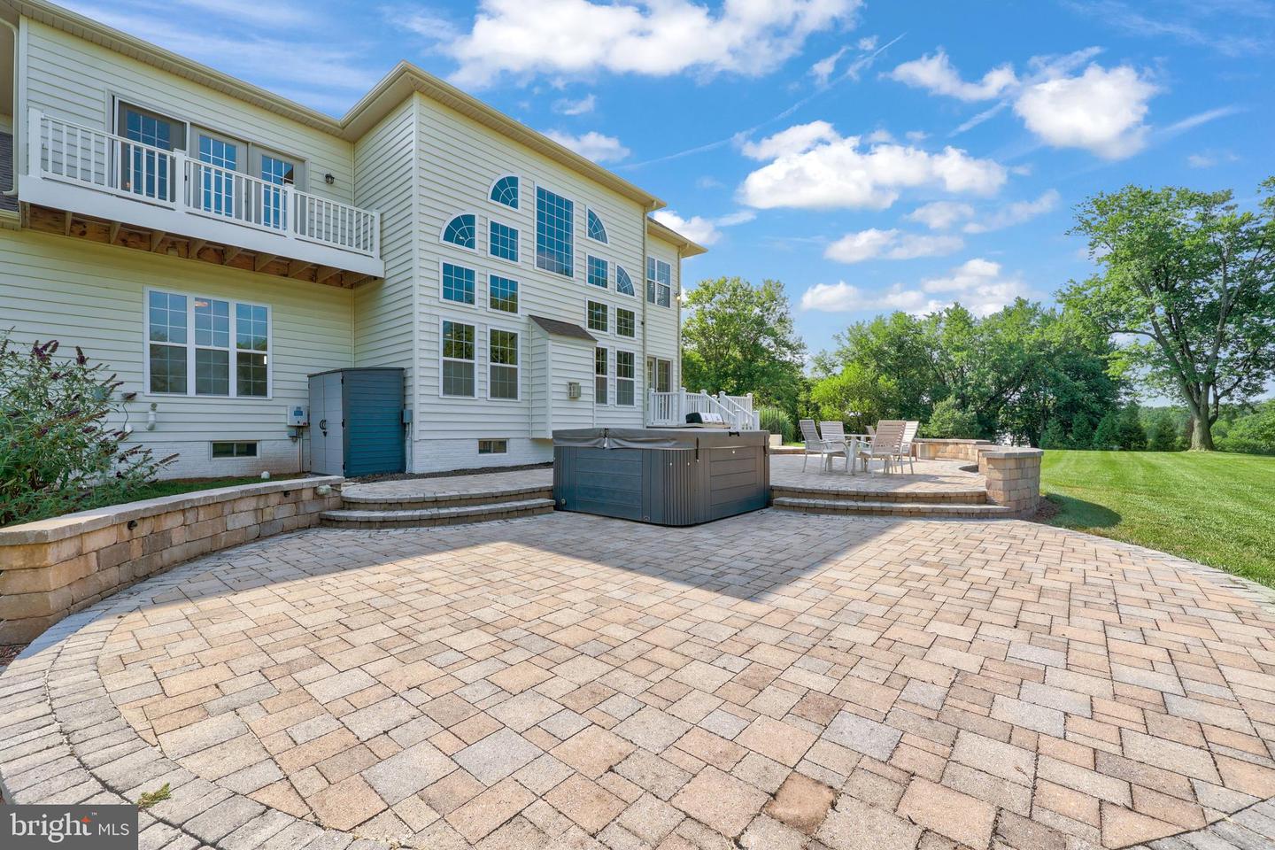 14619 FALCONAIRE PL, LEESBURG, Virginia 20176, 5 Bedrooms Bedrooms, ,4 BathroomsBathrooms,Residential,For sale,14619 FALCONAIRE PL,VALO2100610 MLS # VALO2100610