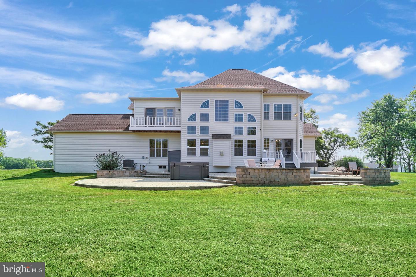 14619 FALCONAIRE PL, LEESBURG, Virginia 20176, 5 Bedrooms Bedrooms, ,4 BathroomsBathrooms,Residential,For sale,14619 FALCONAIRE PL,VALO2100610 MLS # VALO2100610