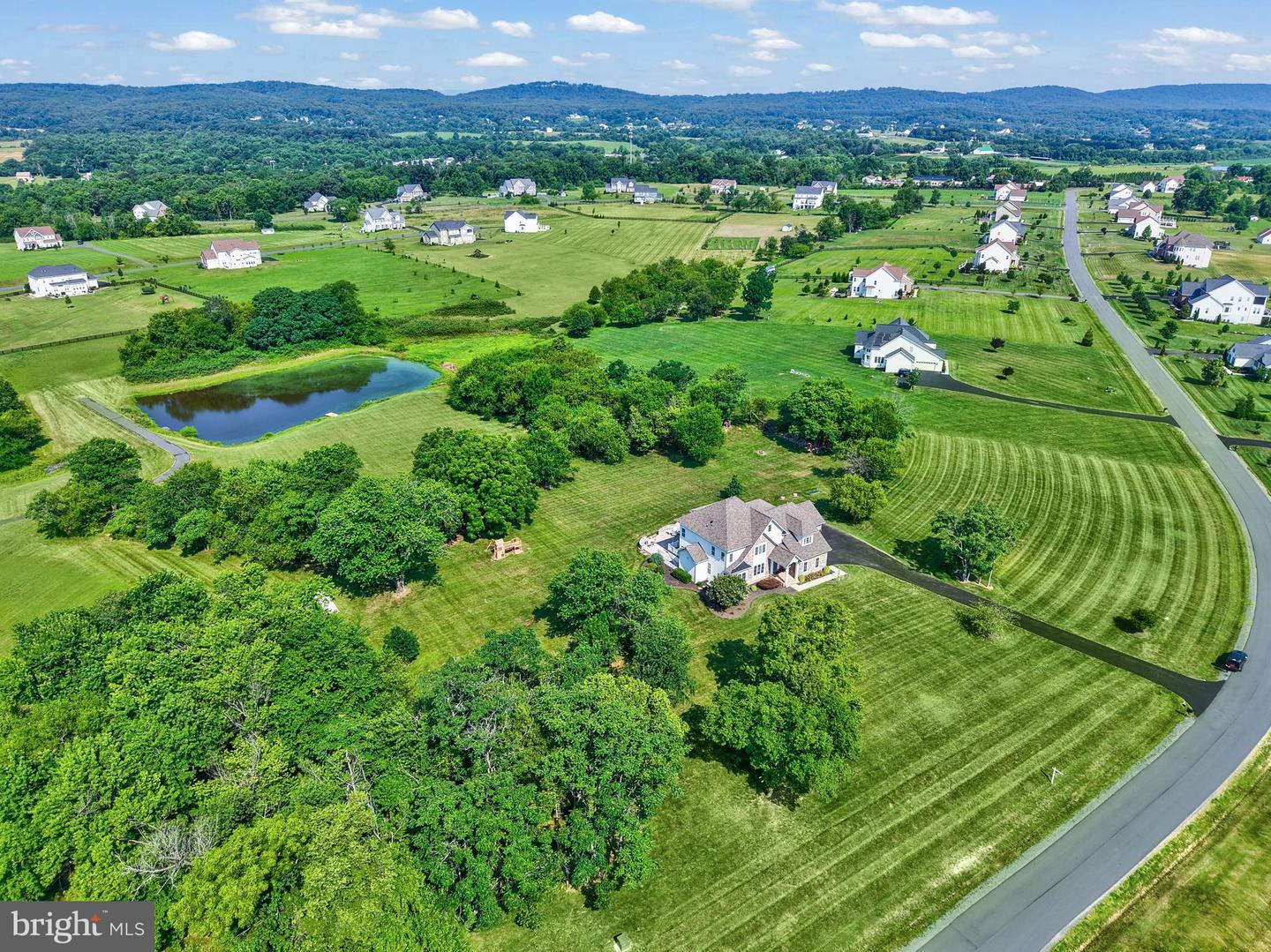 14619 FALCONAIRE PL, LEESBURG, Virginia 20176, 5 Bedrooms Bedrooms, ,4 BathroomsBathrooms,Residential,For sale,14619 FALCONAIRE PL,VALO2100610 MLS # VALO2100610