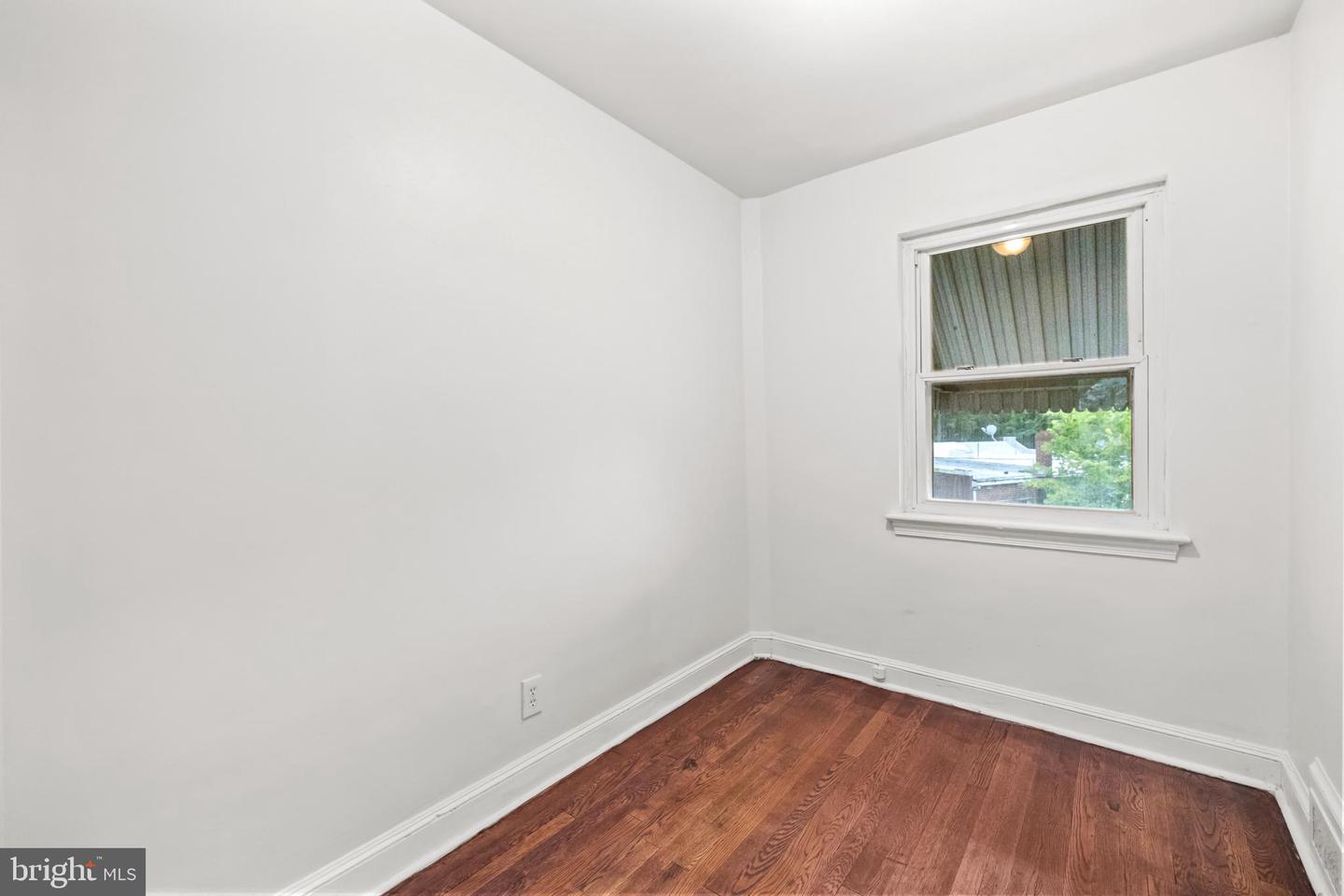 1119 BRANCH AVE SE, WASHINGTON, District Of Columbia 20019, 3 Bedrooms Bedrooms, ,2 BathroomsBathrooms,Residential,For sale,1119 BRANCH AVE SE,DCDC2208842 MLS # DCDC2208842