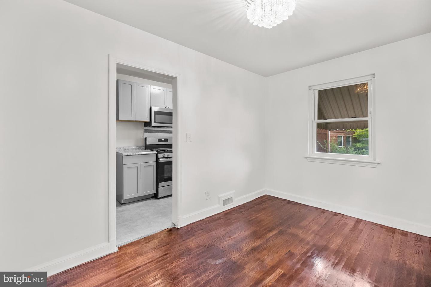 1119 BRANCH AVE SE, WASHINGTON, District Of Columbia 20019, 3 Bedrooms Bedrooms, ,2 BathroomsBathrooms,Residential,For sale,1119 BRANCH AVE SE,DCDC2208842 MLS # DCDC2208842
