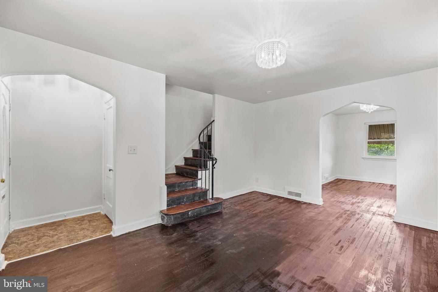 1119 BRANCH AVE SE, WASHINGTON, District Of Columbia 20019, 3 Bedrooms Bedrooms, ,2 BathroomsBathrooms,Residential,For sale,1119 BRANCH AVE SE,DCDC2208842 MLS # DCDC2208842