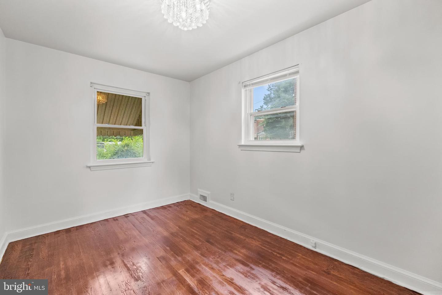 1119 BRANCH AVE SE, WASHINGTON, District Of Columbia 20019, 3 Bedrooms Bedrooms, ,2 BathroomsBathrooms,Residential,For sale,1119 BRANCH AVE SE,DCDC2208842 MLS # DCDC2208842